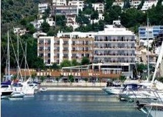 Hotel Univers 3*