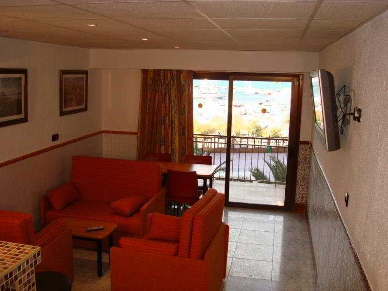 Hotel Univers 3*